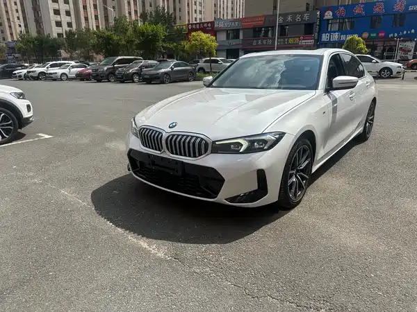 BMW 3 Series 2023