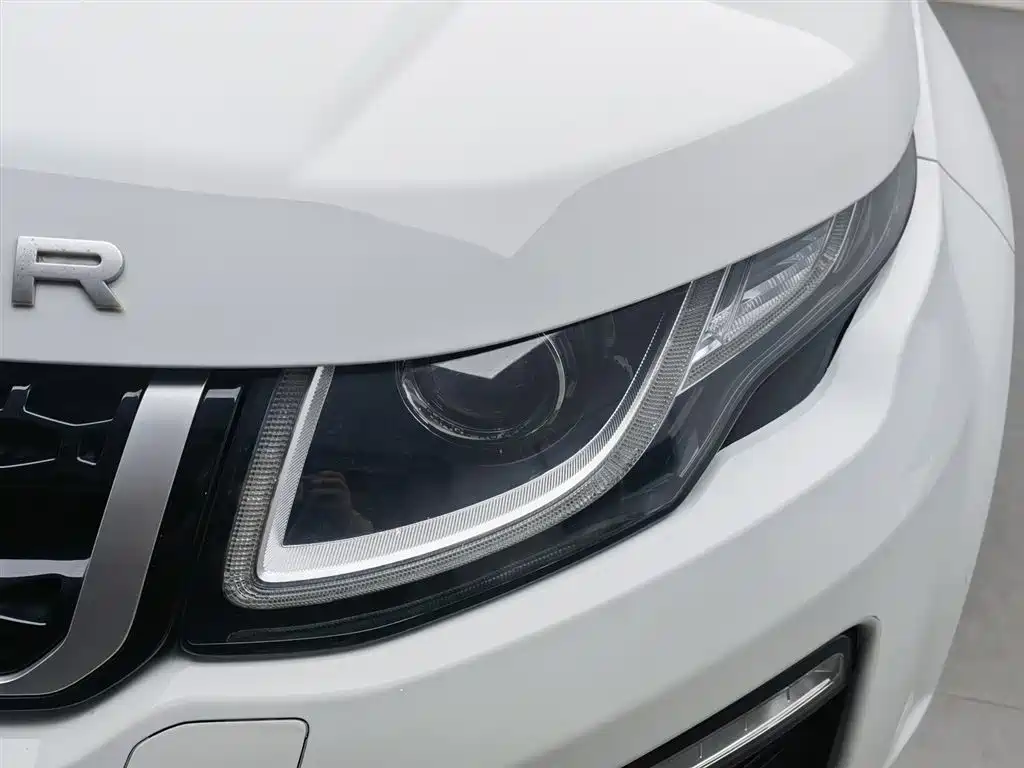 Land Rover Evoque 2018 — фото 7