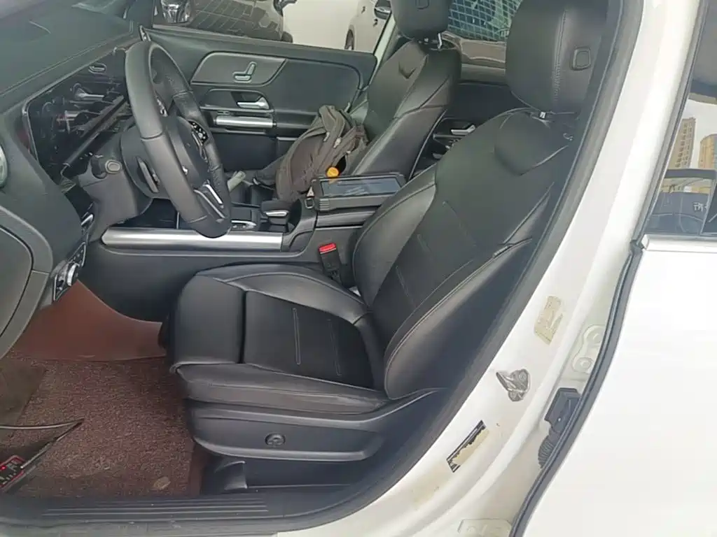 Mercedes-Benz GLA 2021 — фото 15