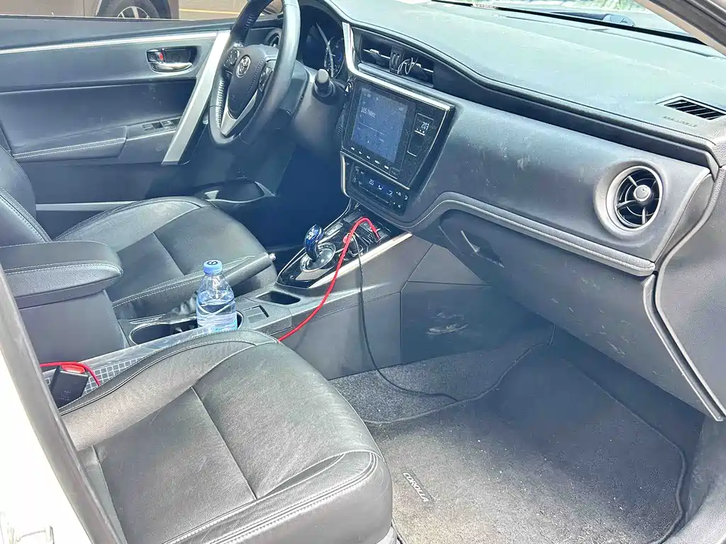 Toyota Corolla Hybrid 2020 — фото 10