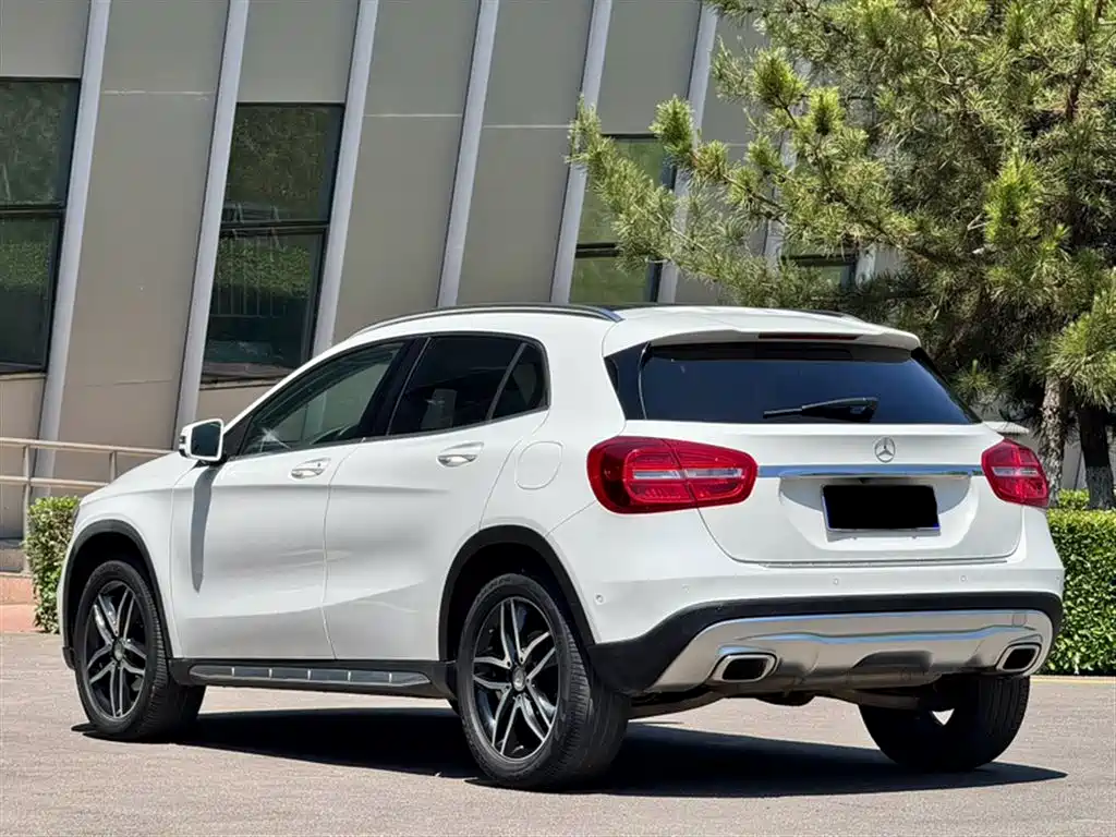 Mercedes-Benz GLA 2016 — фото 10