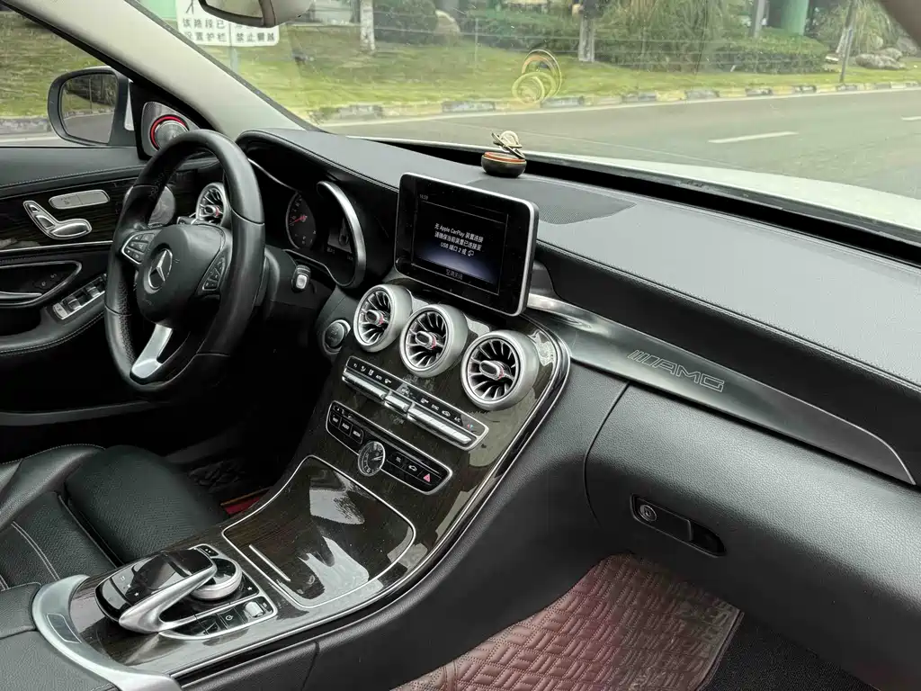 Mercedes-Benz C-Class 2018 — фото 21