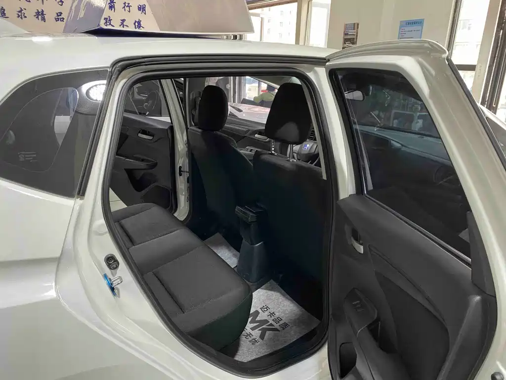 Honda Fit 2018 — фото 11