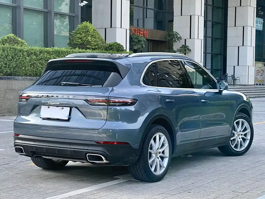 Porsche Cayenne 2018 — фото 6