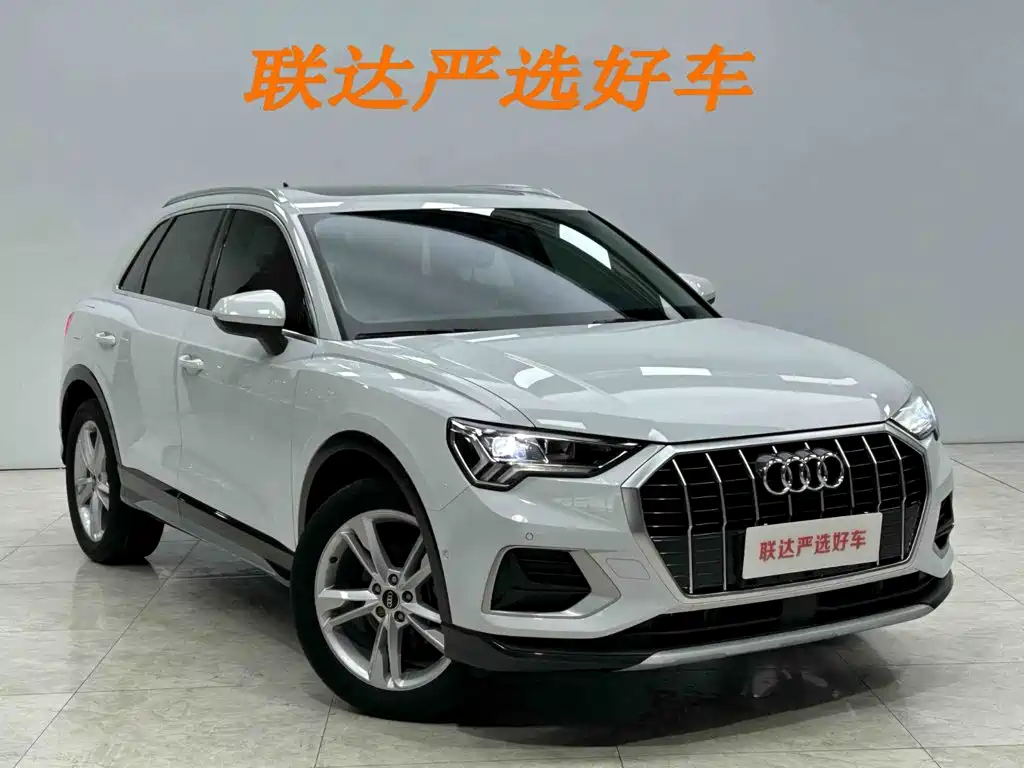 Audi Q3 2022 — фото 23