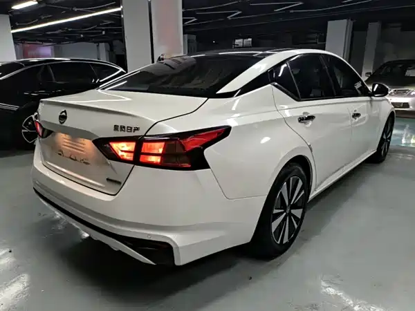 Nissan Teana 2020