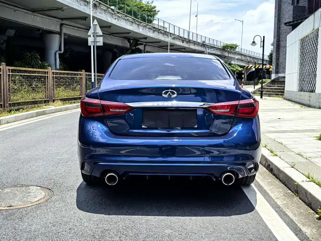 Infiniti Q50L 2019 — фото 13