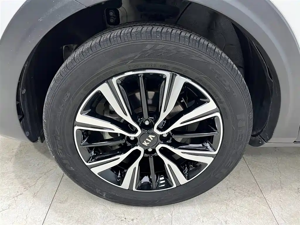 Kia KX1 2021 — фото 18