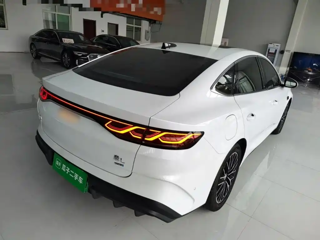 BYD Qin L 2025 — фото 7