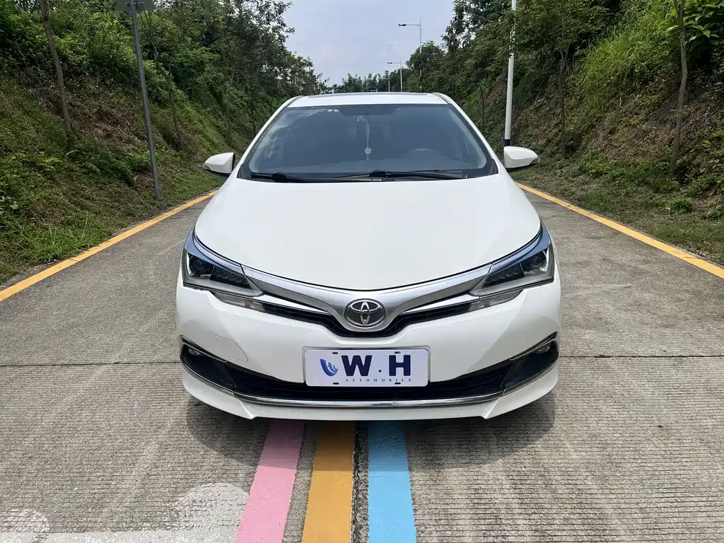 Toyota Corolla 2019 — фото 2