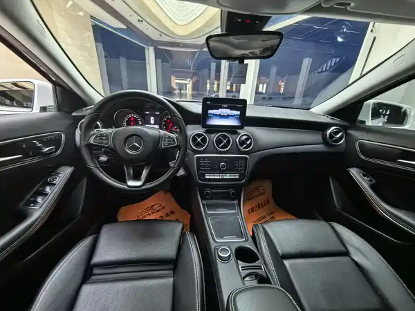 Mercedes-Benz GLA 2018