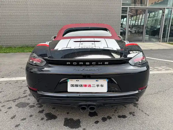 Porsche 718 2022