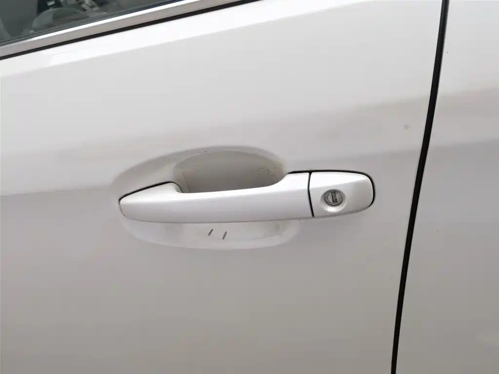 Subaru Forester 2014 — фото 18