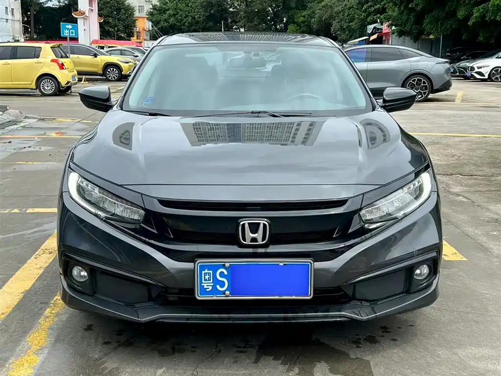 Honda Civic 2021 — фото 1