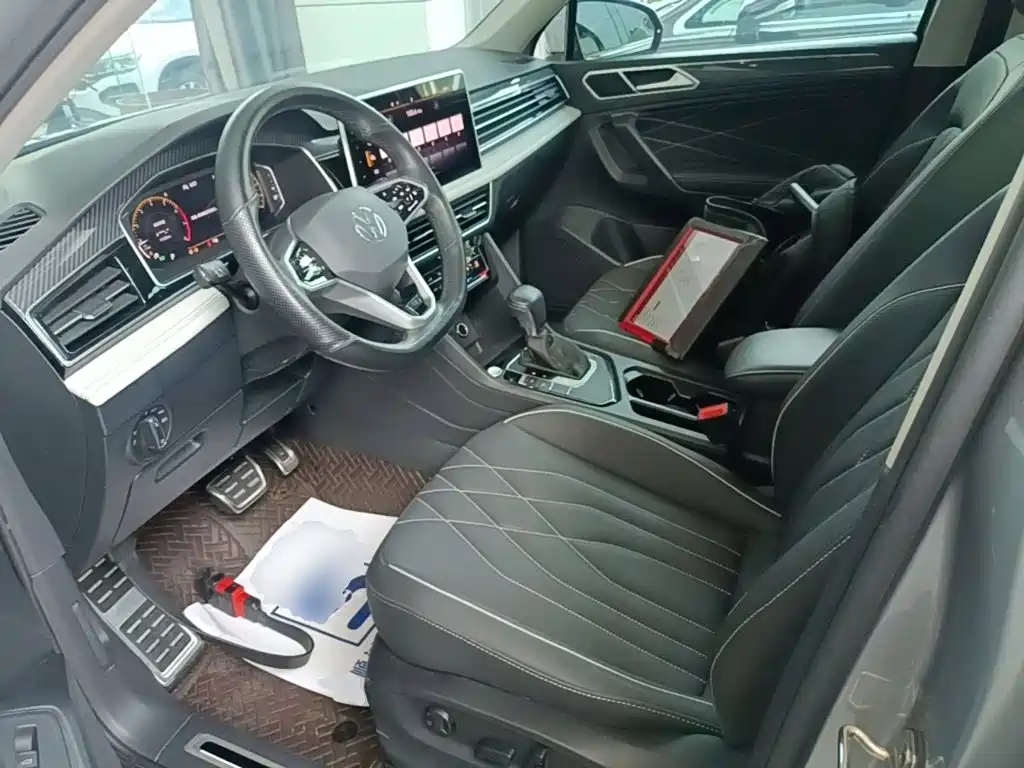 Volkswagen Tiguan L 2022 — фото 15