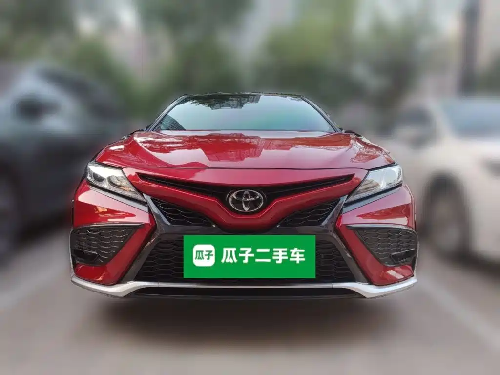 Toyota Camry 2021 — фото 3