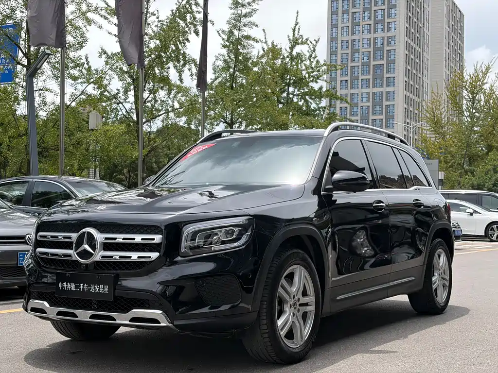 Mercedes-Benz GLB 2023 — фото 24