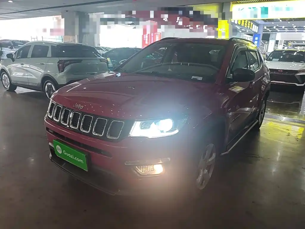 Jeep Compass 2018 — фото 2