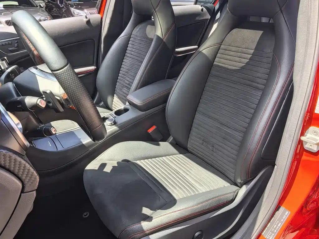 Mercedes-Benz A-Class 2015 — фото 29