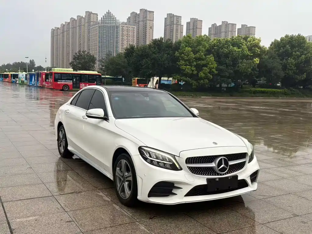 Mercedes-Benz C-Class 2019 — фото 1