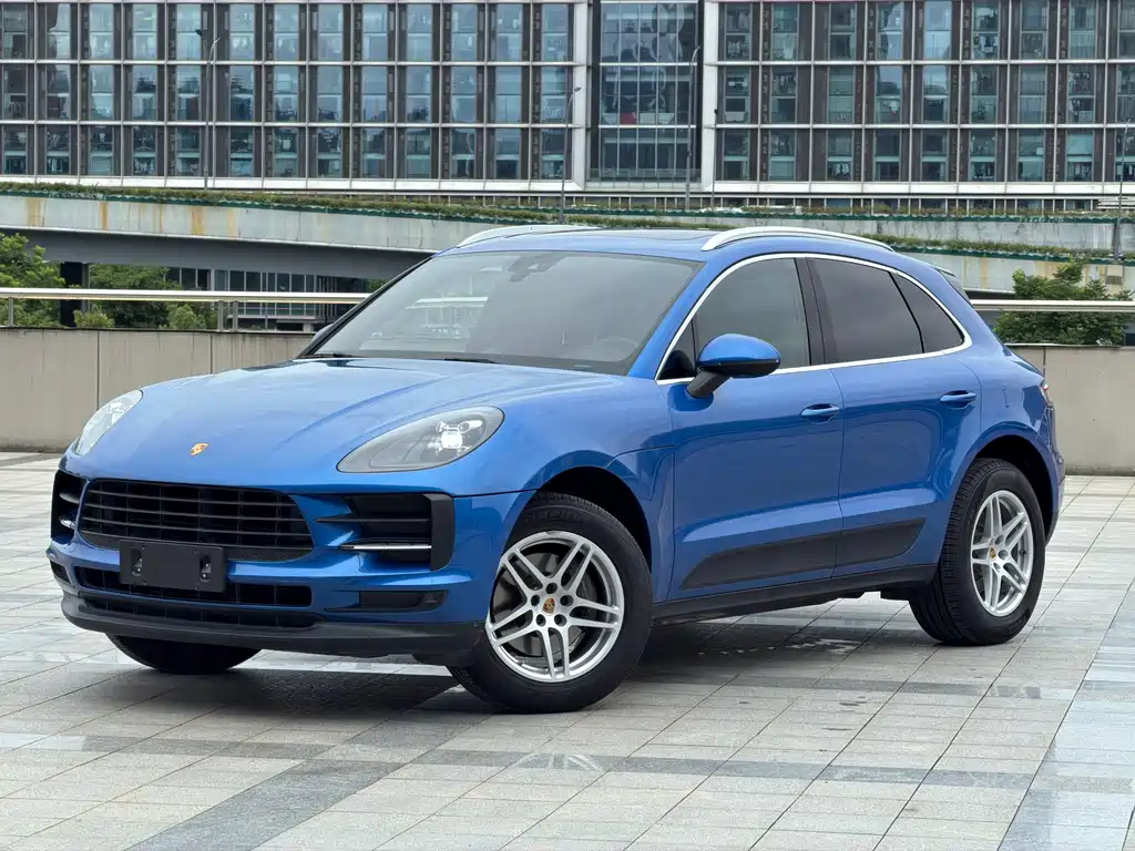Porsche Macan 2020 — фото 1