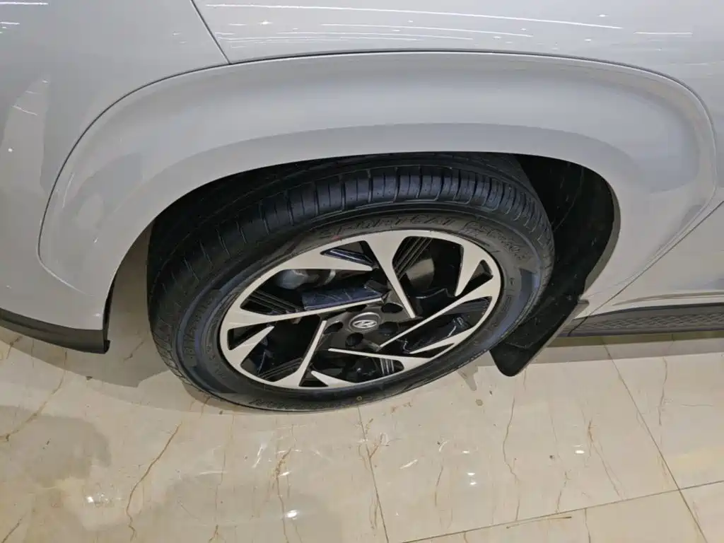 Hyundai Custo 2022 — фото 23