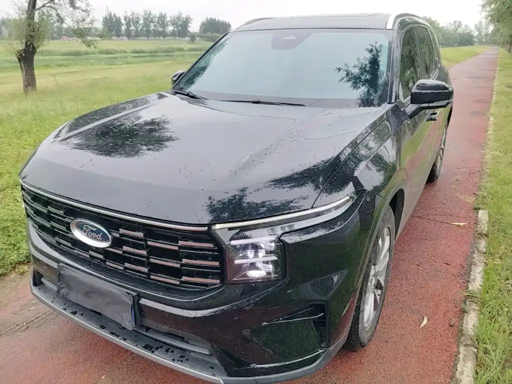 Ford Edge 2025