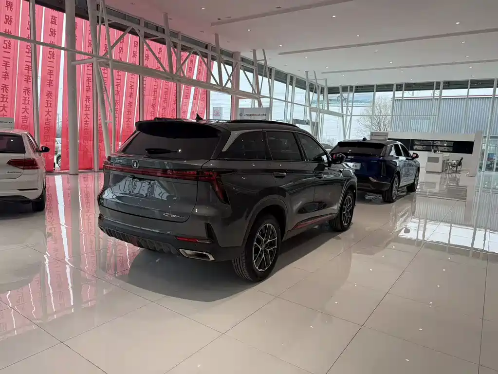 Changan CS75 PLUS 2023 — фото 15