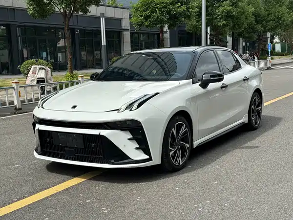 Lynk & Co 03 2024