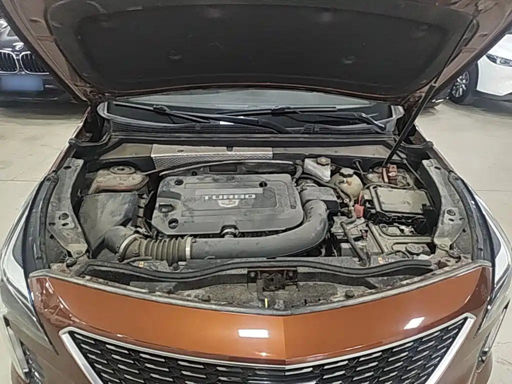 Cadillac XT4 2020 — фото 20