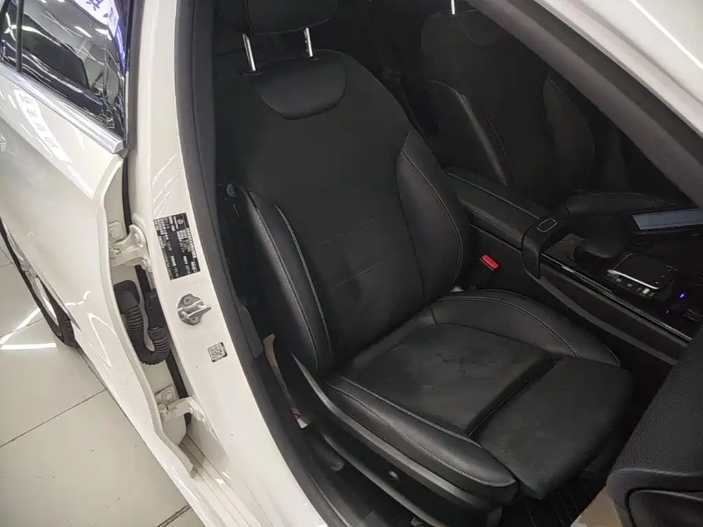 Mercedes-Benz A-Class 2021 — фото 25