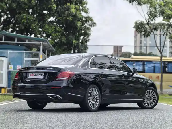 Mercedes-Benz E-Class 2020