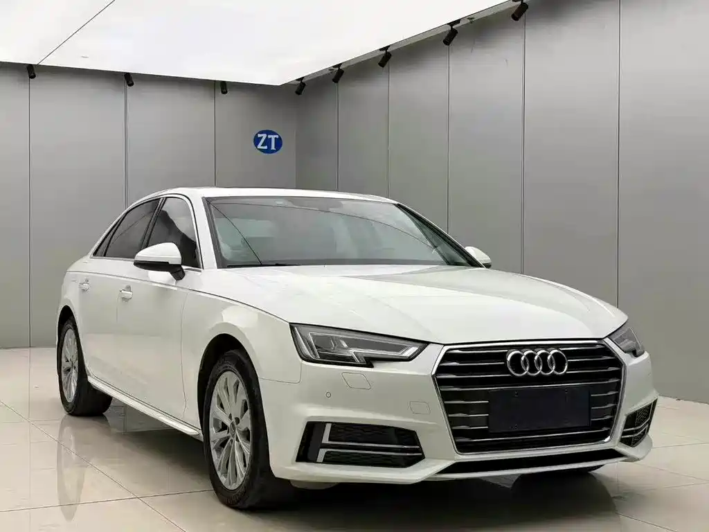 Audi A4L 2018 — фото 3
