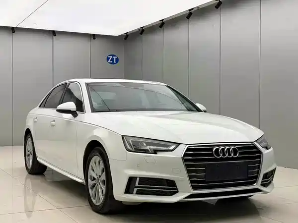 Audi A4L 2018