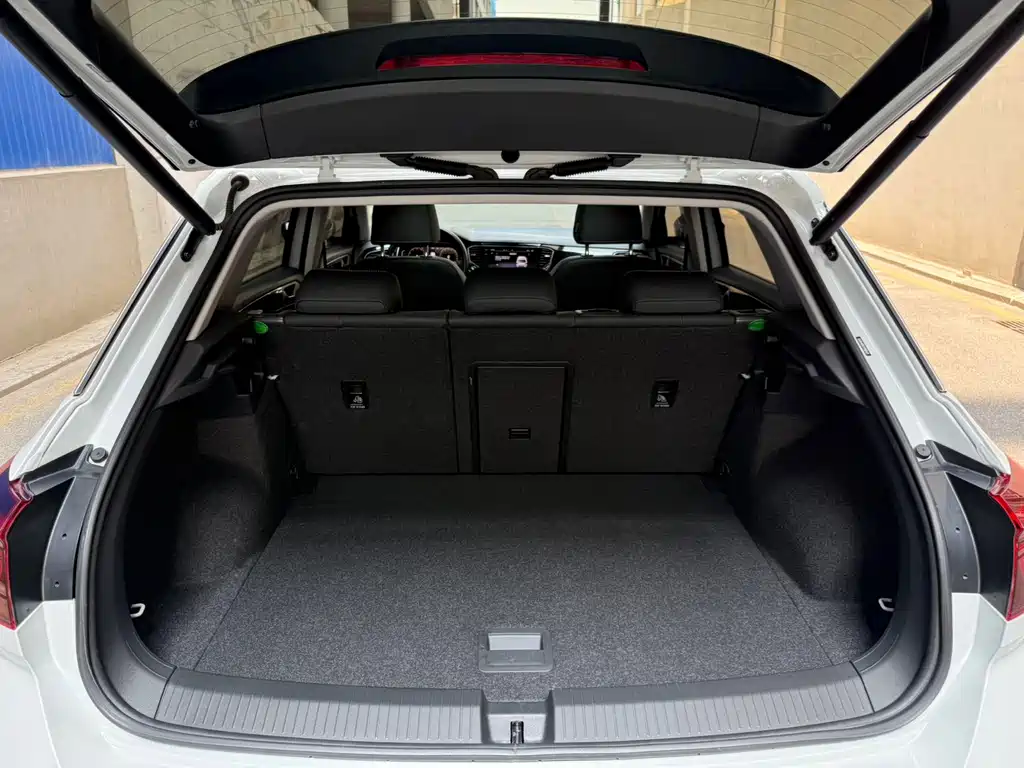 Volkswagen T-Roc 2022 — фото 21