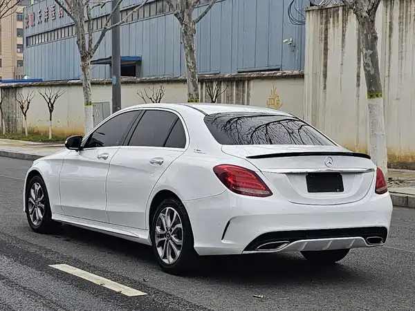 Mercedes-Benz C-Class 2017