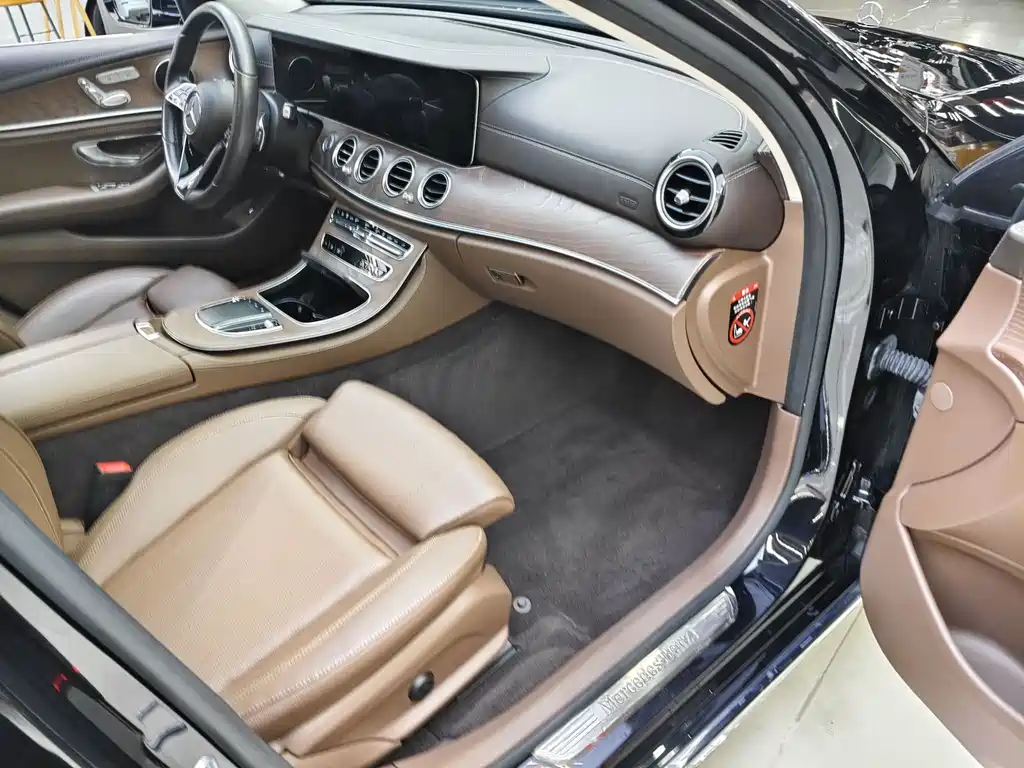Mercedes-Benz E-Class New Energy 2022 — фото 18