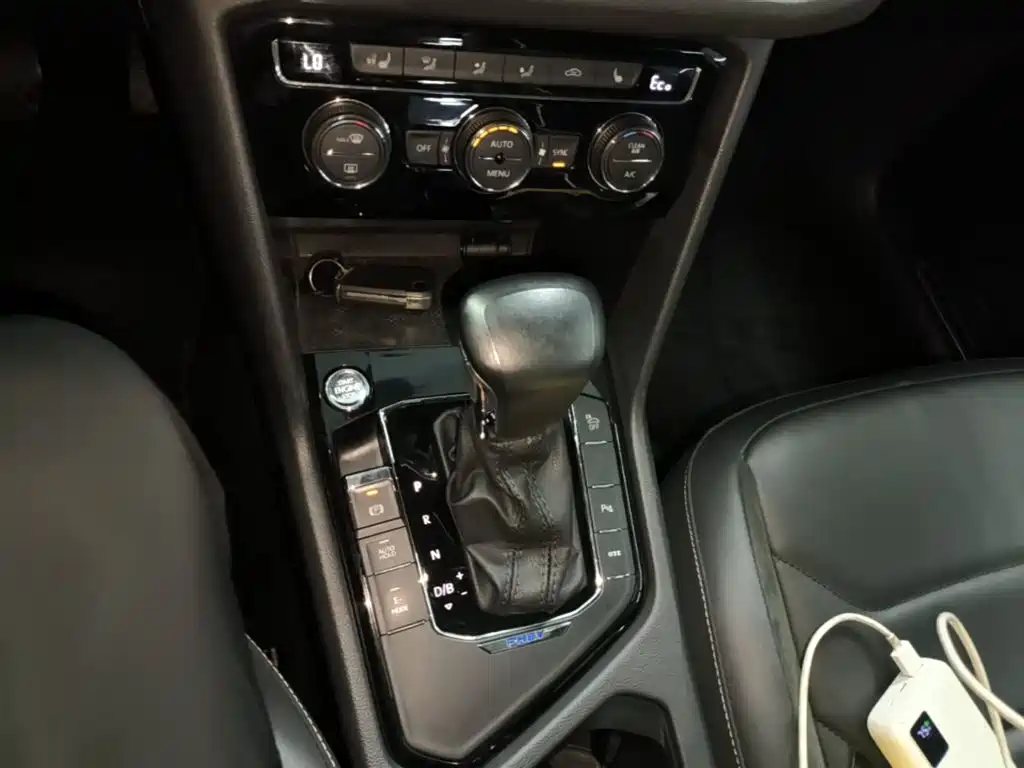 Volkswagen Tiguan L New Energy 2020 — фото 14