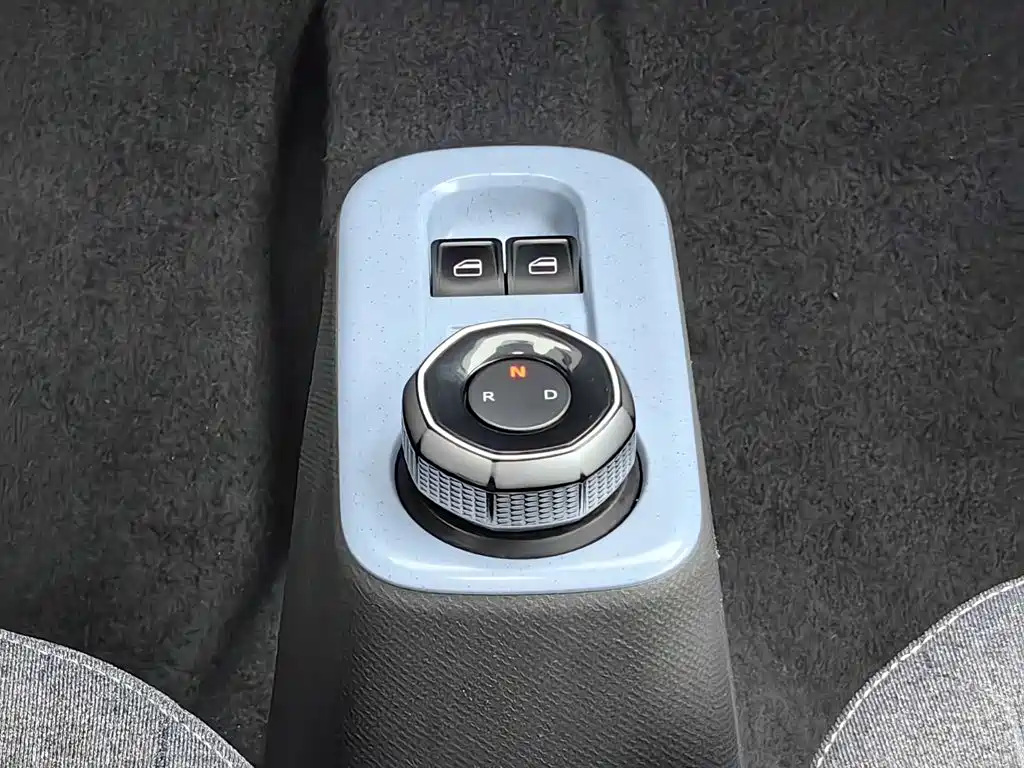 Geely Galaxy Panda 2023 — фото 13
