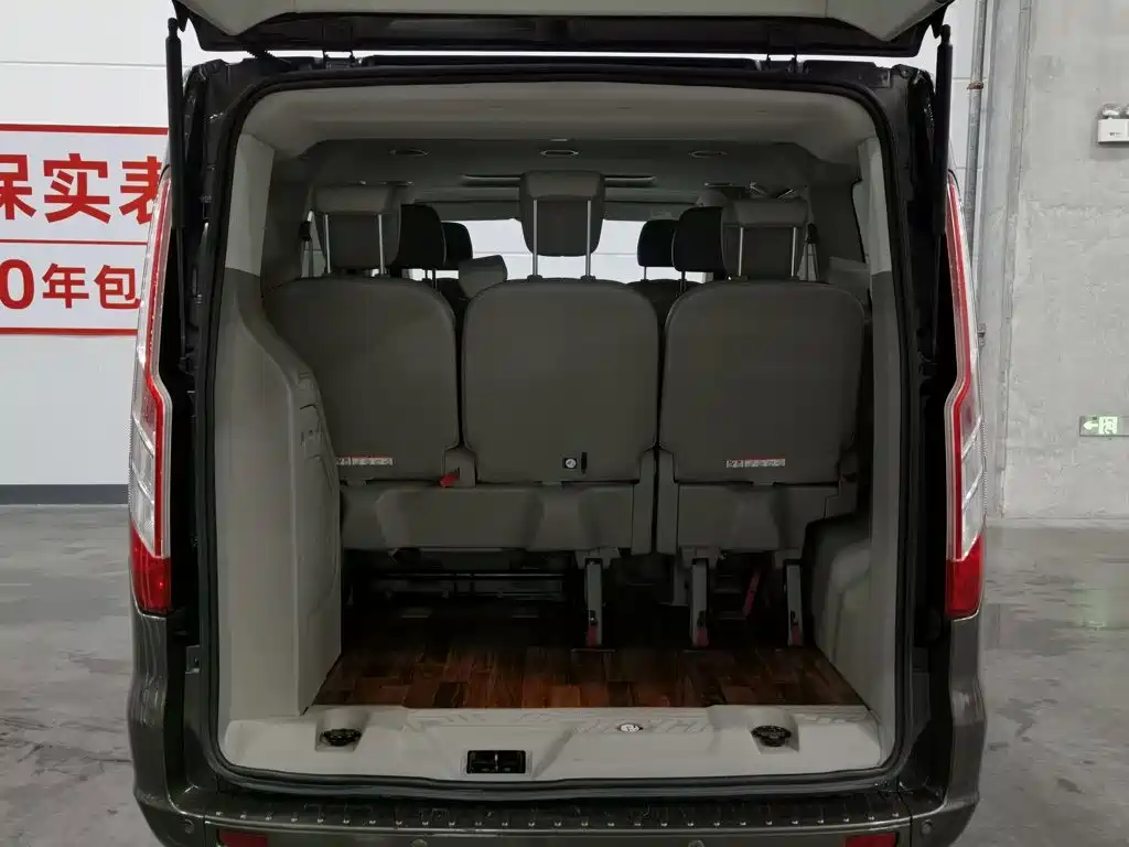 Ford Tourneo 2018 — фото 16