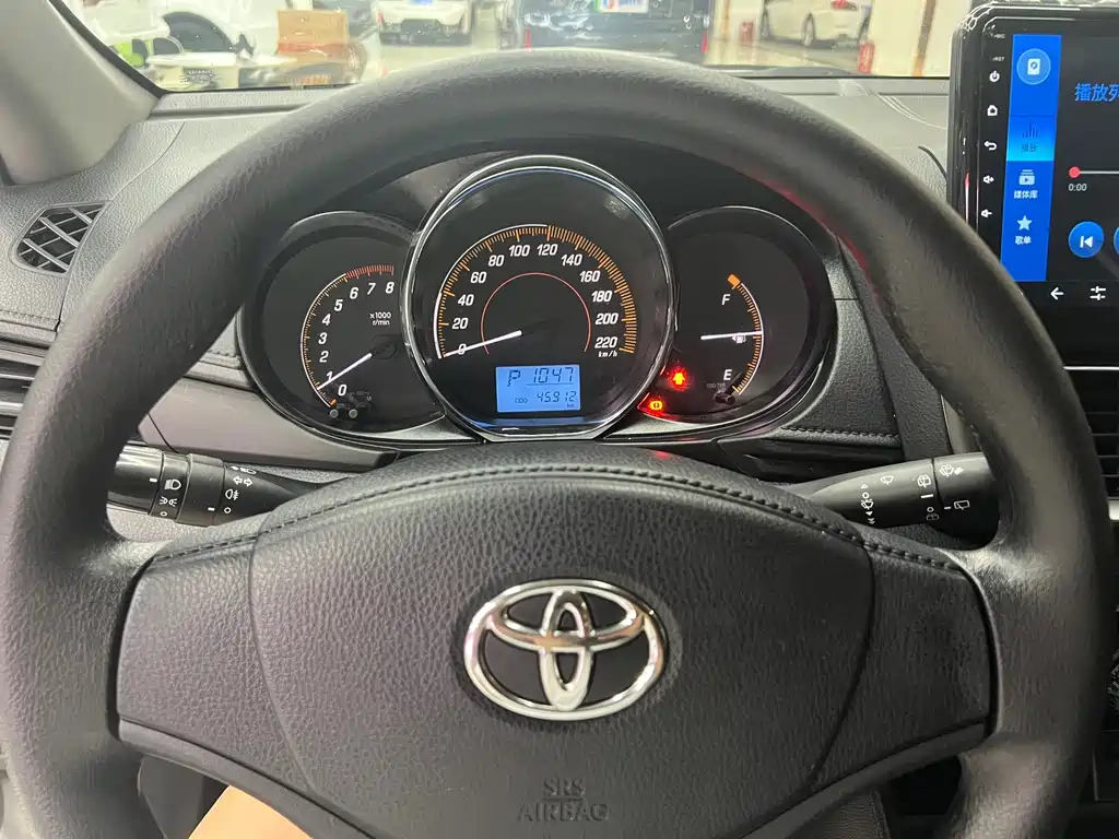 Toyota Yaris L 2020