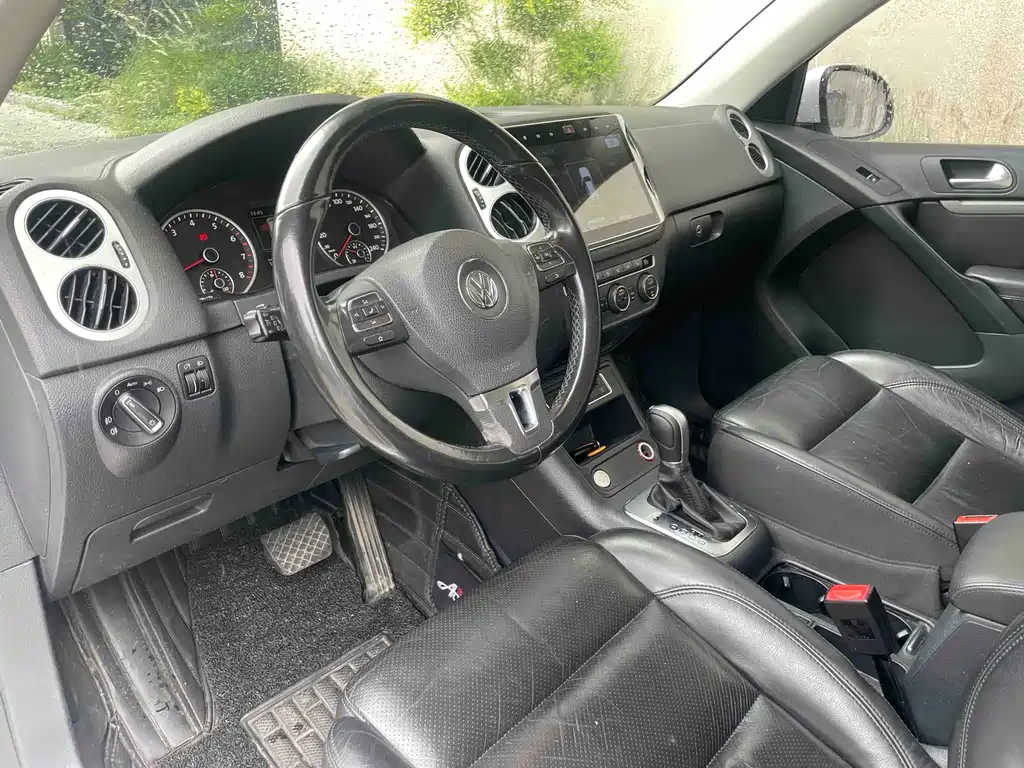 Volkswagen Tiguan 2015 — фото 12