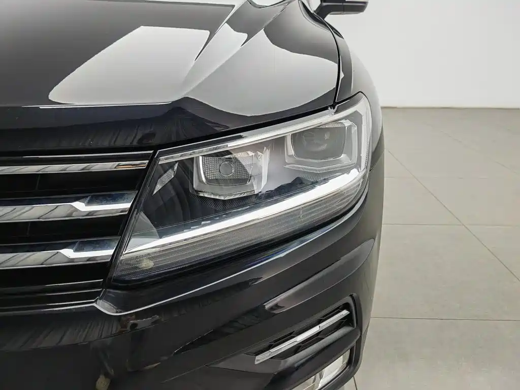 Volkswagen Tiguan L 2020