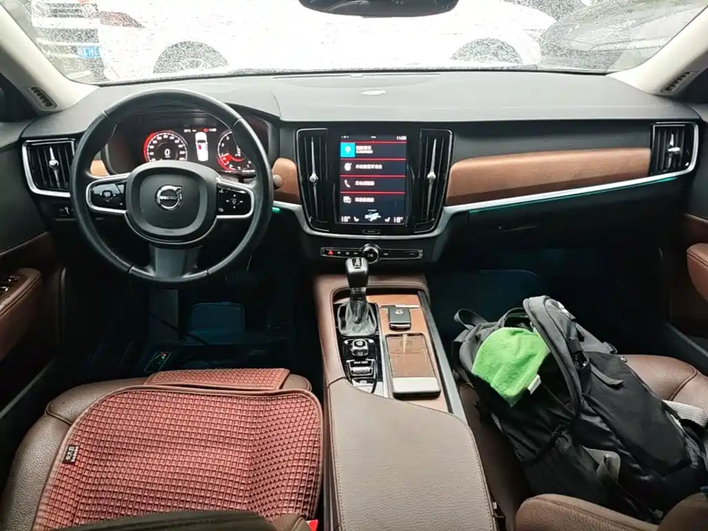 Volvo S90 2020 — фото 10
