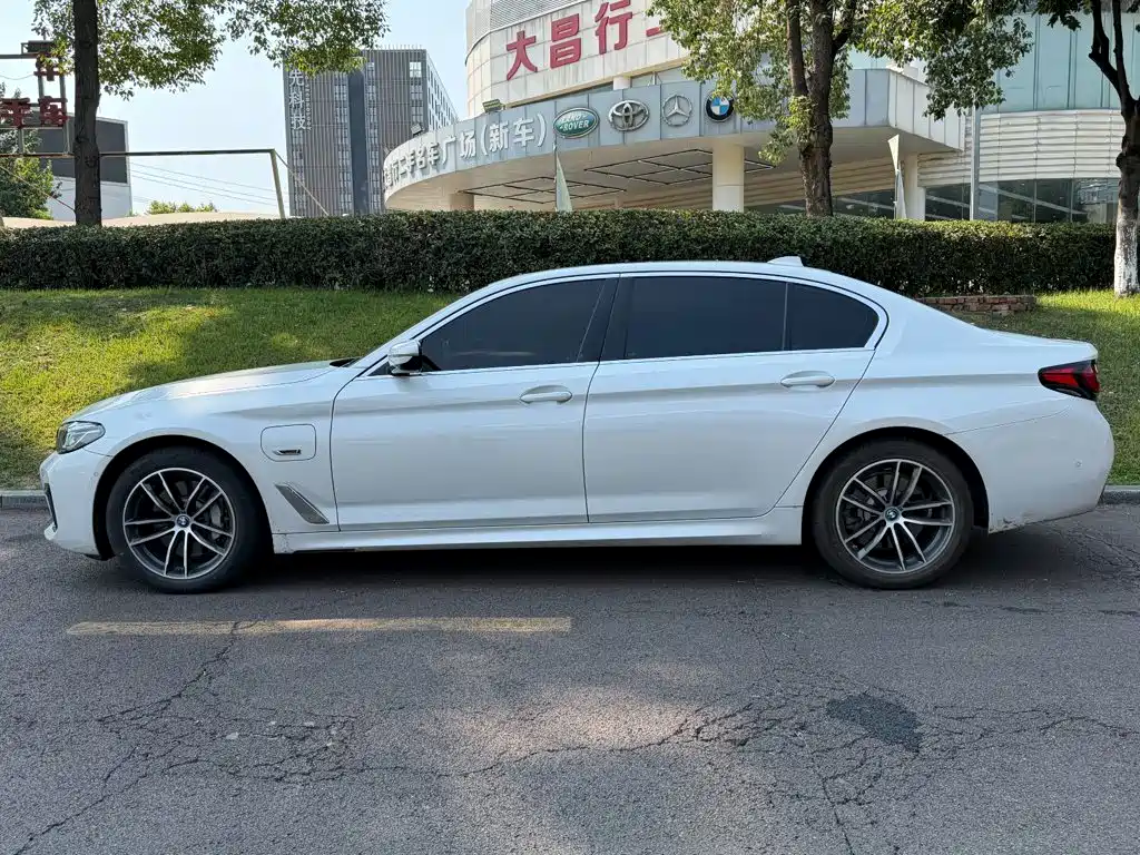 BMW 5 Series New Energy 2023