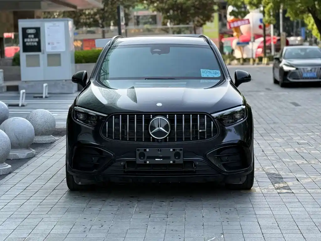 Mercedes-Benz GLC AMG 2025 — фото 2