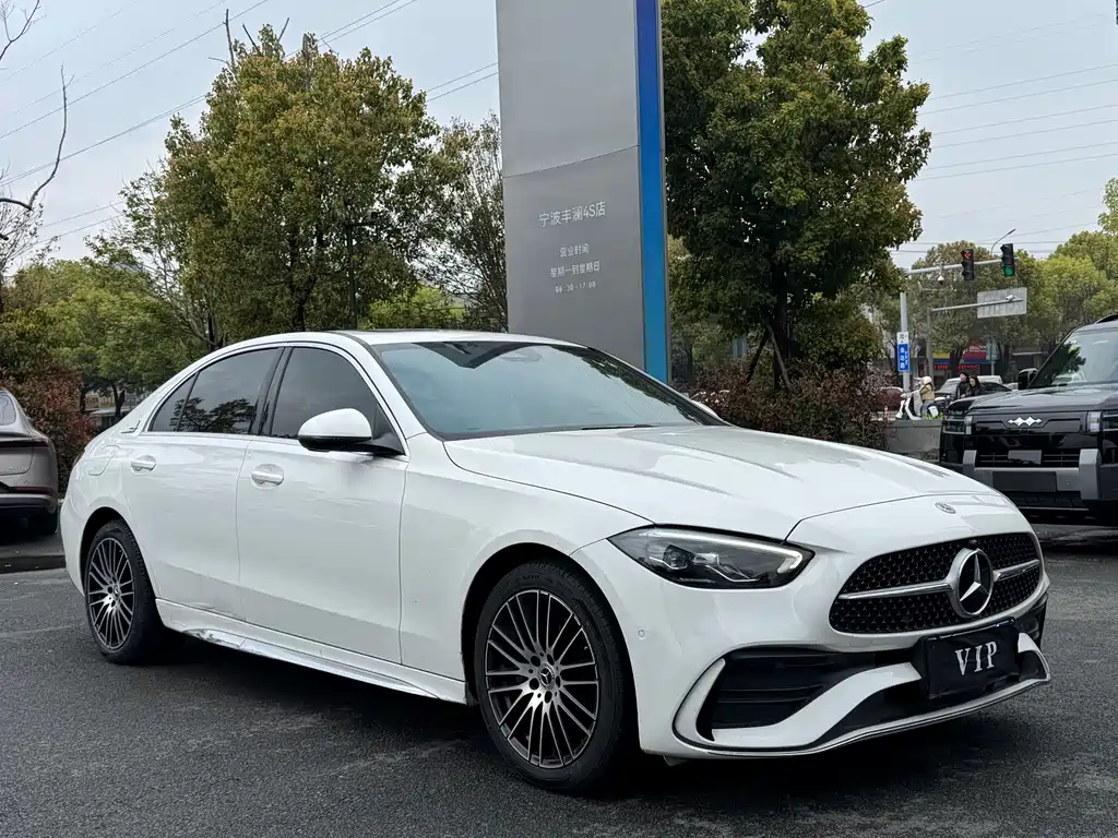 Mercedes-Benz C-Class 2023
