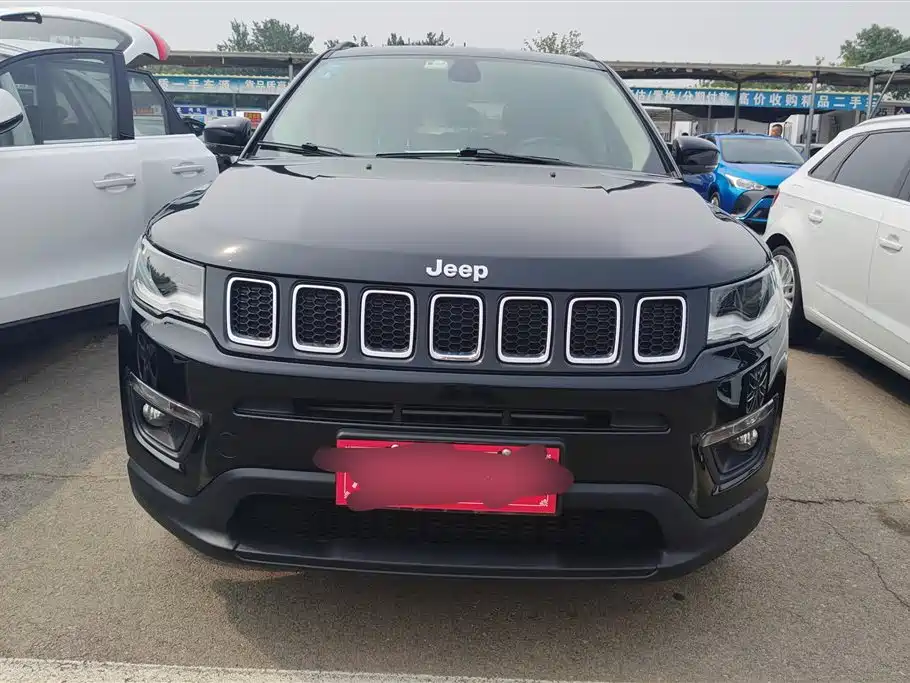 Jeep Compass 2019 — фото 2