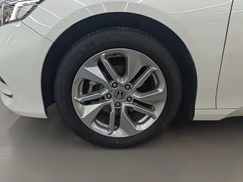 Honda Accord 2021 — фото 23
