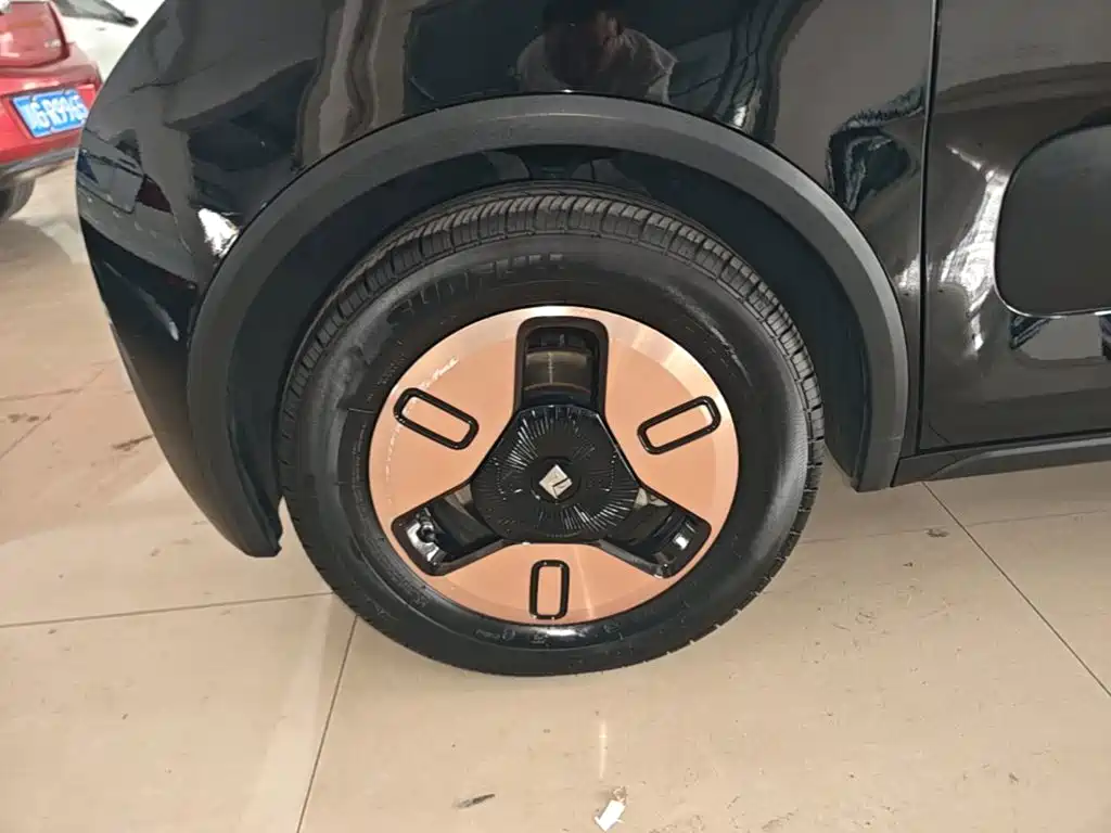 Baojun Kiwi EV 2022 — фото 23